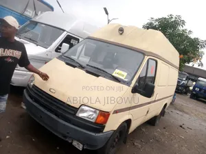 Ford Transit 2000 Brown