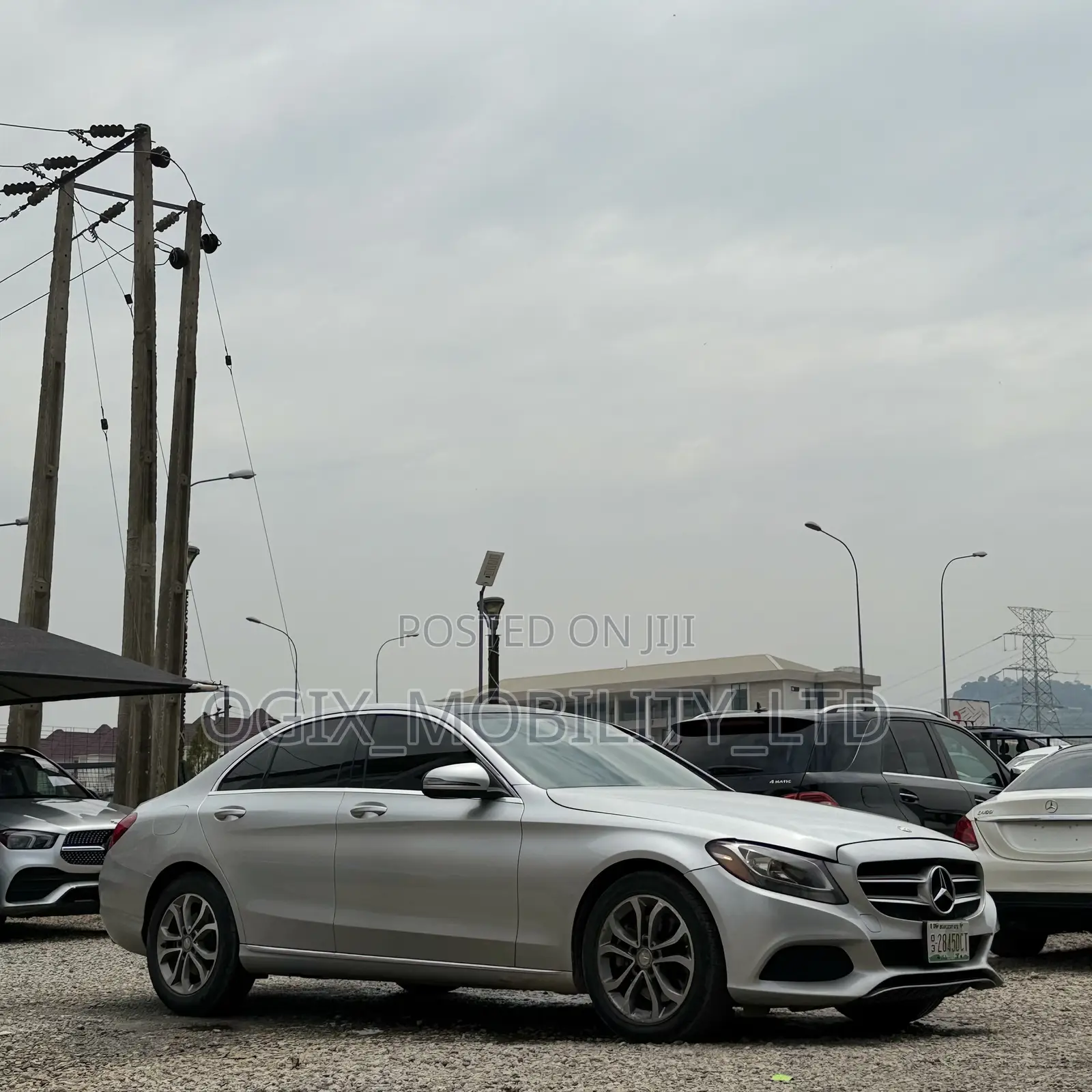 Mercedes-Benz C300 2016 Silver