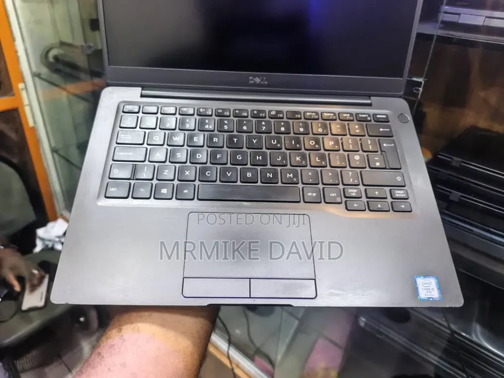 Laptop Dell Latitude 7300 8GB Intel Core i5 SSD 256GB