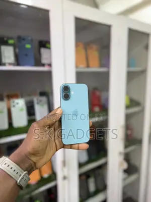 Apple iPhone 16 256 GB Green