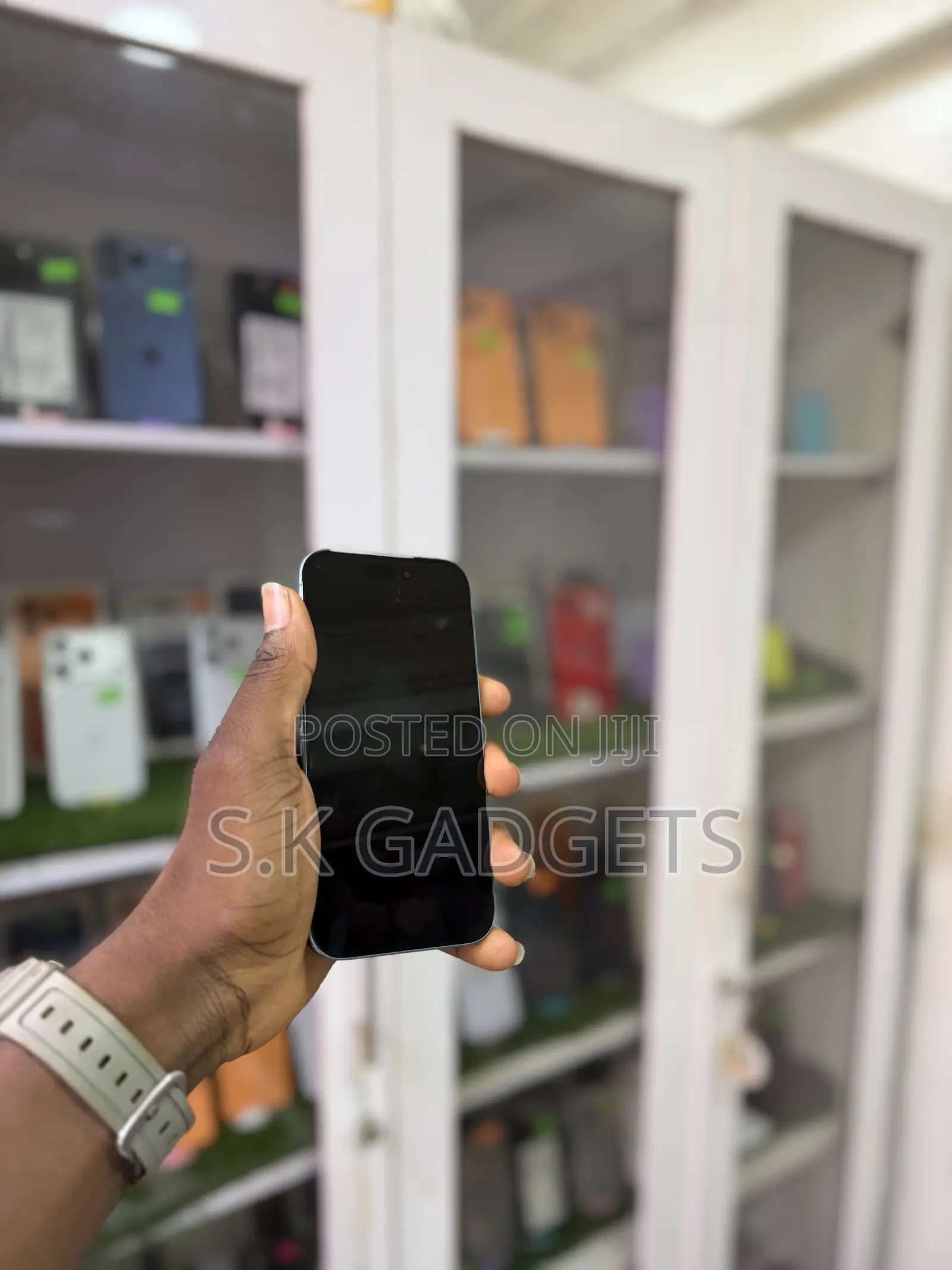Apple iPhone 16 256 GB Green
