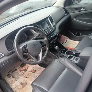 Hyundai Tucson Limited FWD 2016 Black