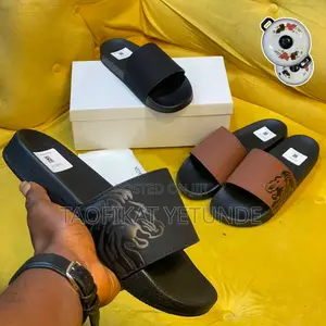 Unisex Wears Casual Wears Slides
