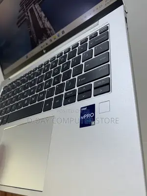 Laptop HP EliteBook 840 G9 16GB Intel Core i5 SSD 256GB