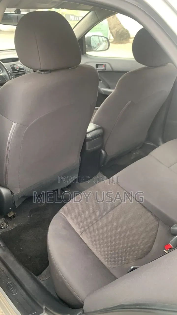 Kia Forte 2011 Silver