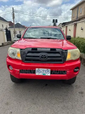 Toyota Tacoma 2005 Red