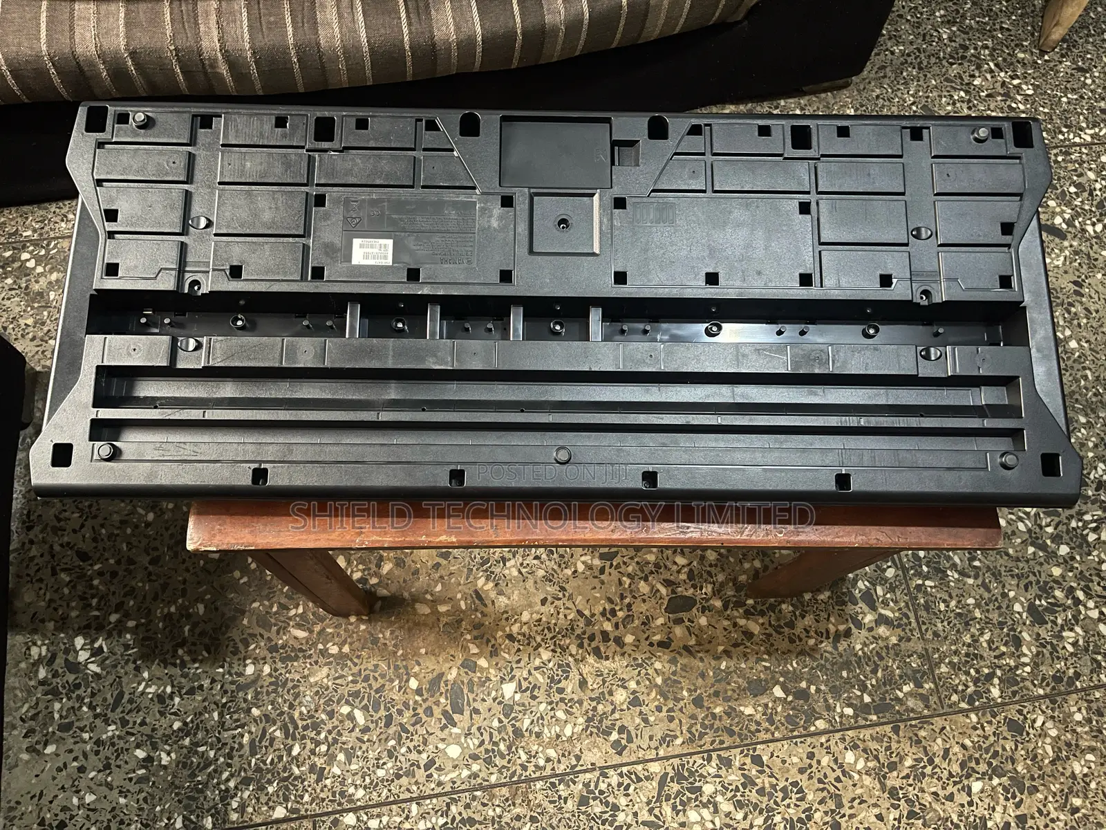 Yamaha PSR E473