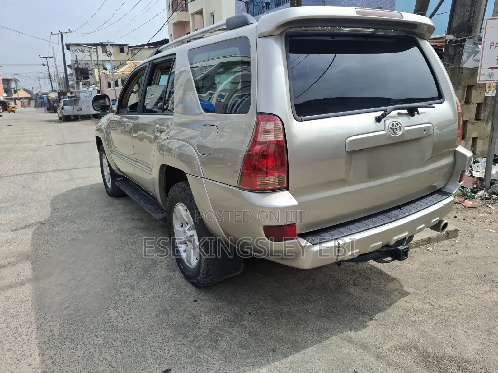 Toyota 4-Runner 2005 Gold