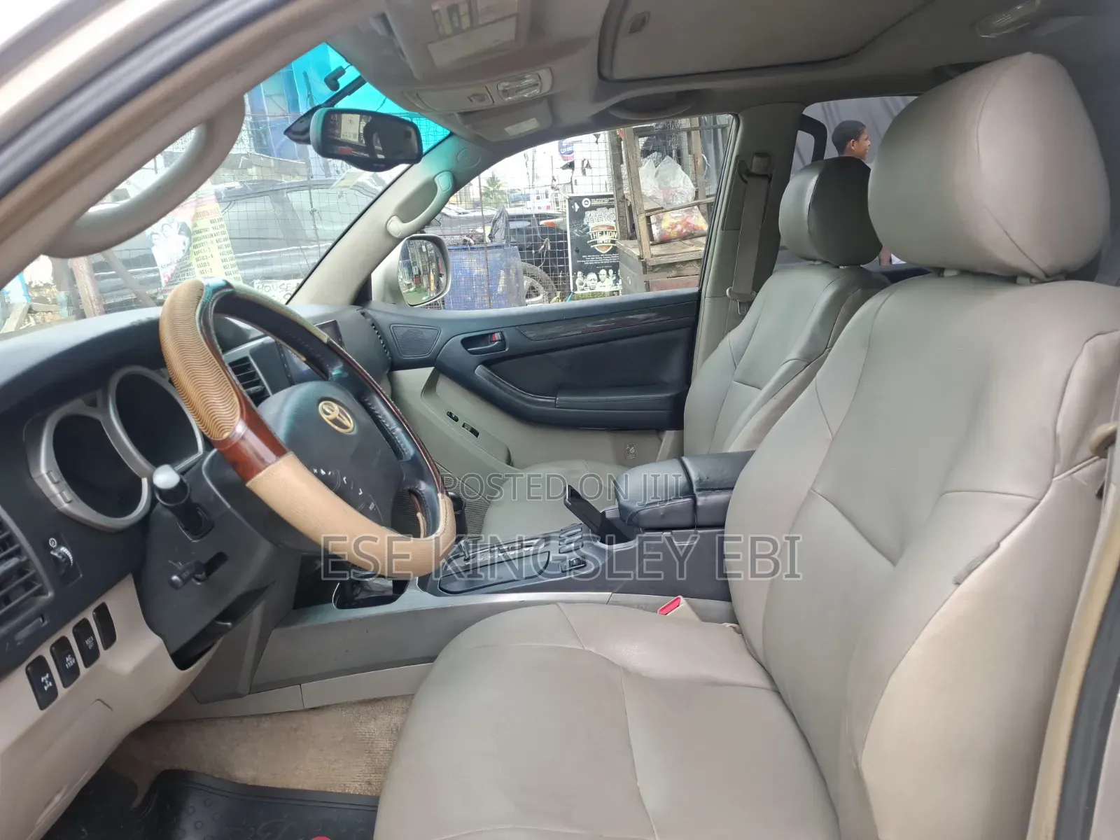 Toyota 4-Runner 2005 Gold