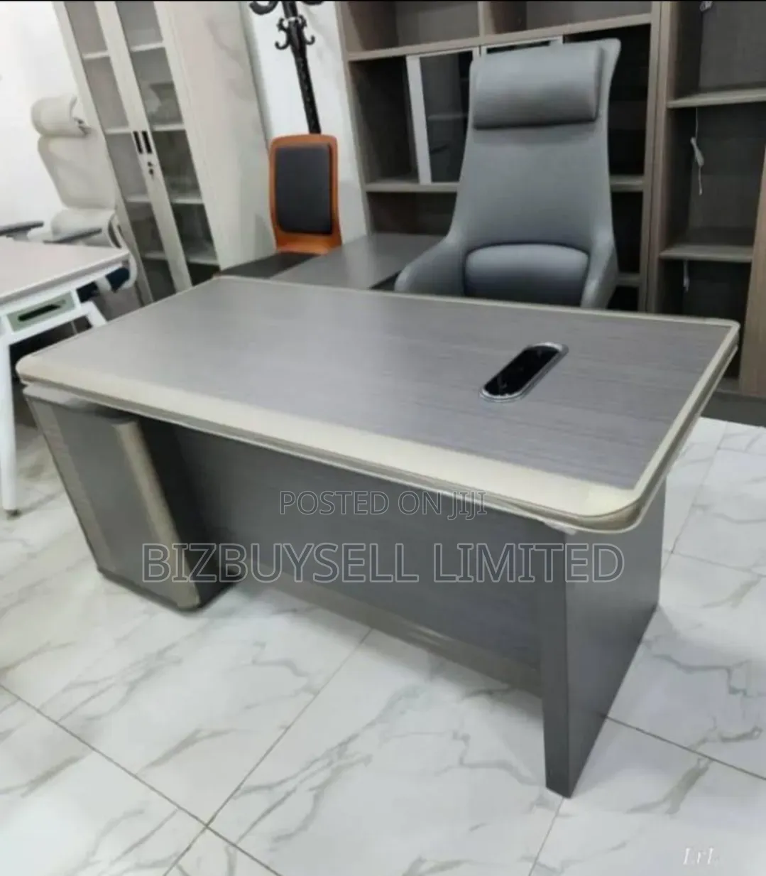 Luxury Turkish Office Table and Chair With Extension.