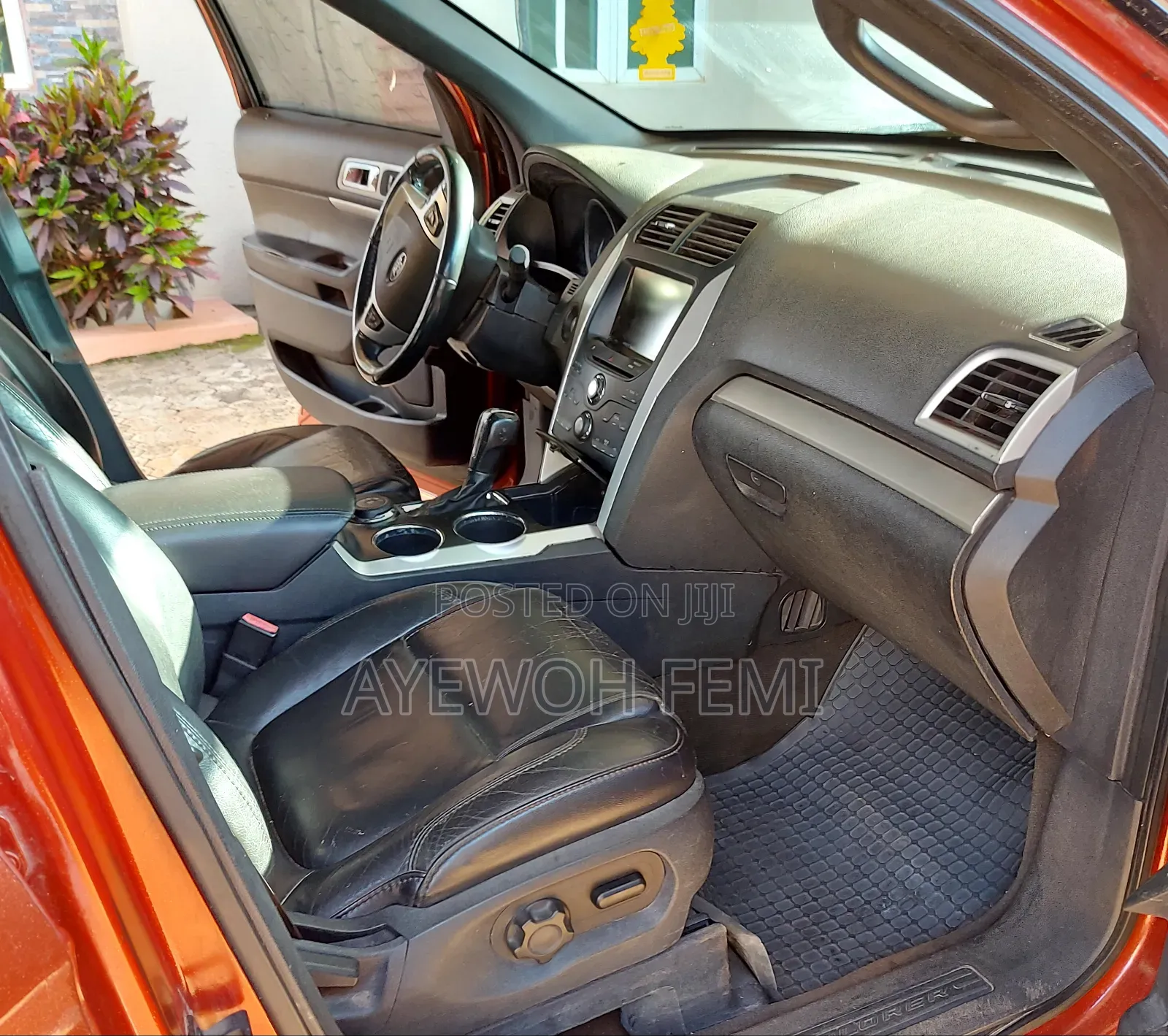 Ford Explorer 2012 Brown