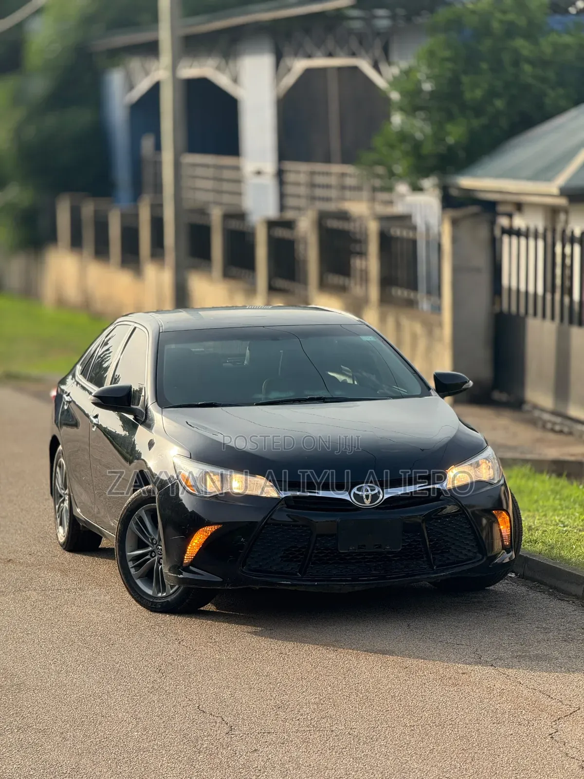 Toyota Camry 2016 Black