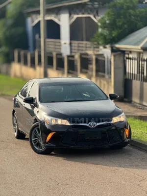 Toyota Camry 2016 Black
