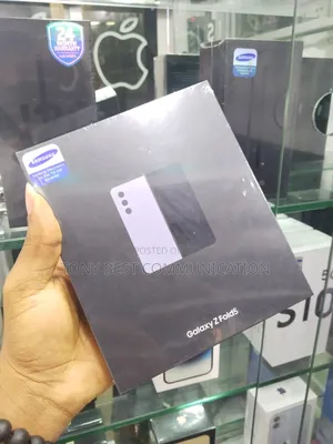 New Samsung Galaxy Fold 5G 512 GB Purple