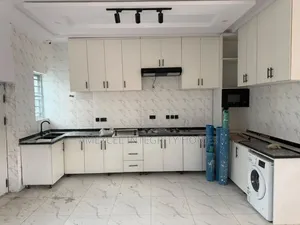 3bdrm Duplex in Badore for rent