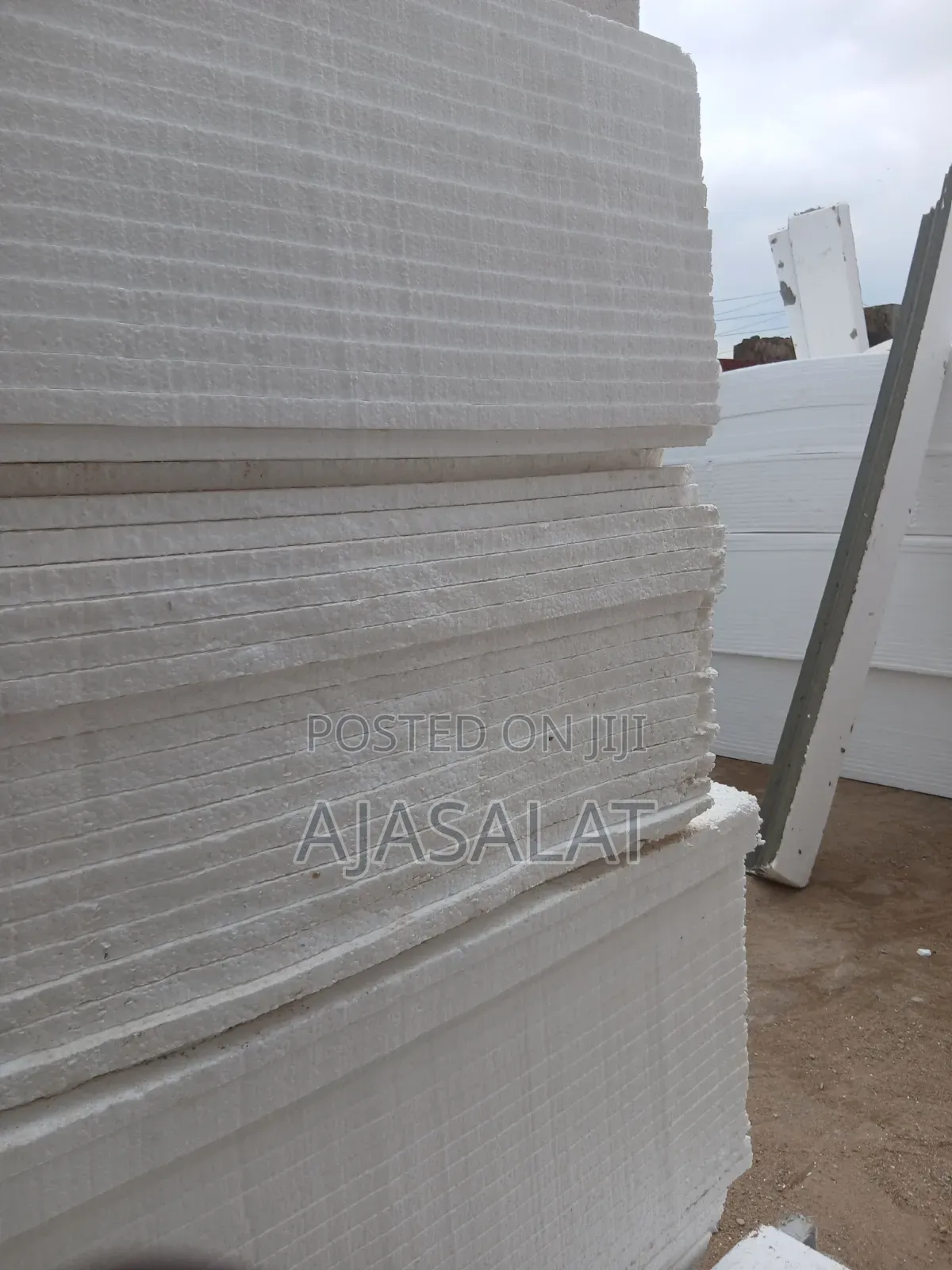 250 by 300 Polystyrene Parapet