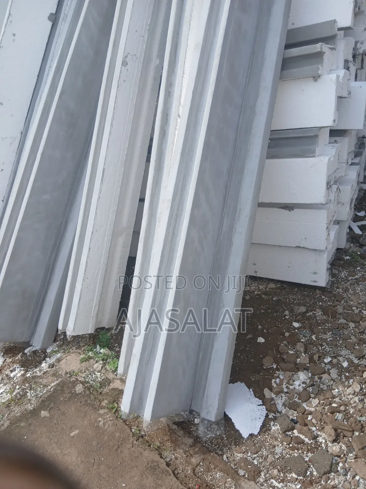250 by 300 Polystyrene Parapet