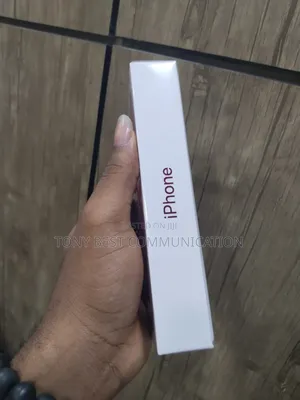 New Apple iPhone 11 128 GB Red