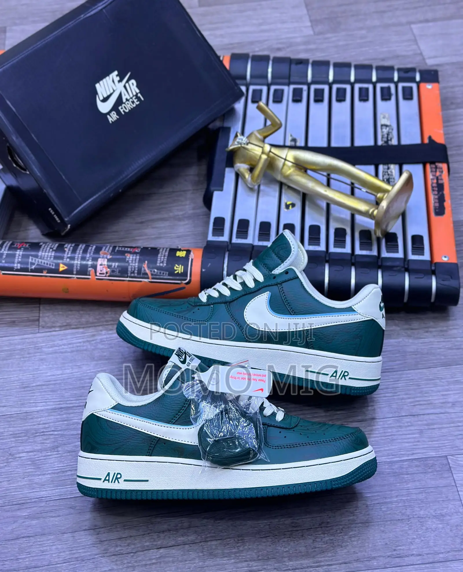 New Nike Air Force 1