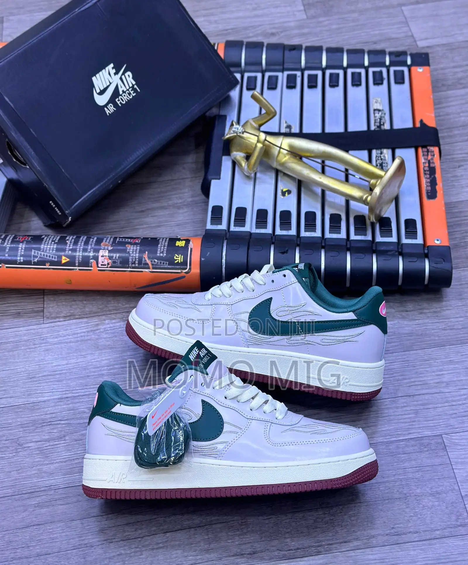 New Nike Air Force 1