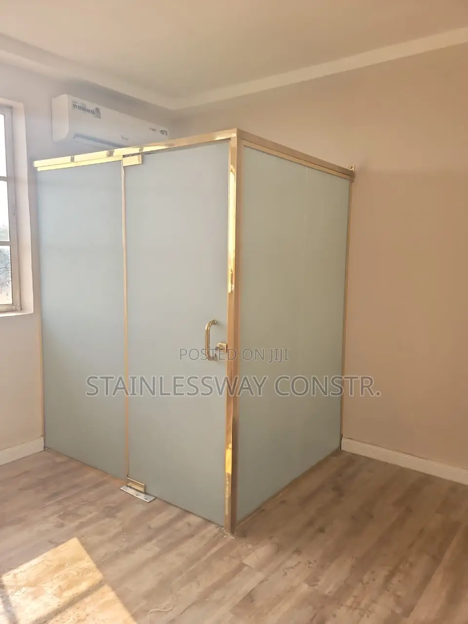 Office Glass Partition With Gold Frame