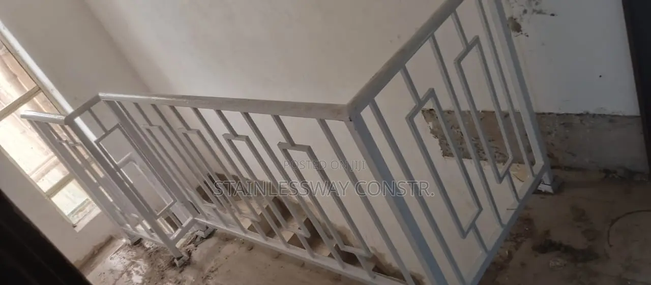 Wrought Iron Full Railing