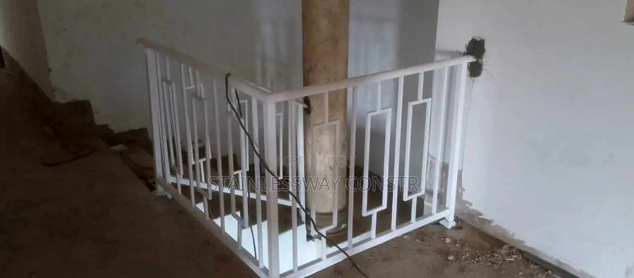 Wrought Iron Full Railing