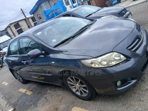 Toyota Corolla 2010 Gray