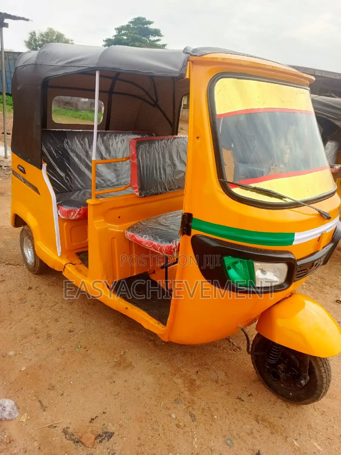 TVS HLX Plus ES 2018 Yellow