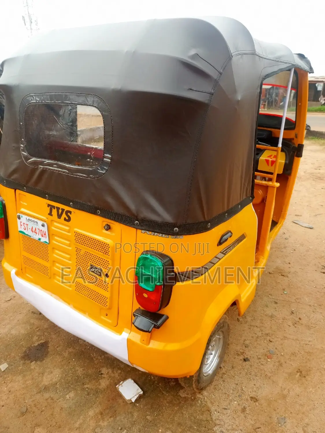 TVS HLX Plus ES 2018 Yellow
