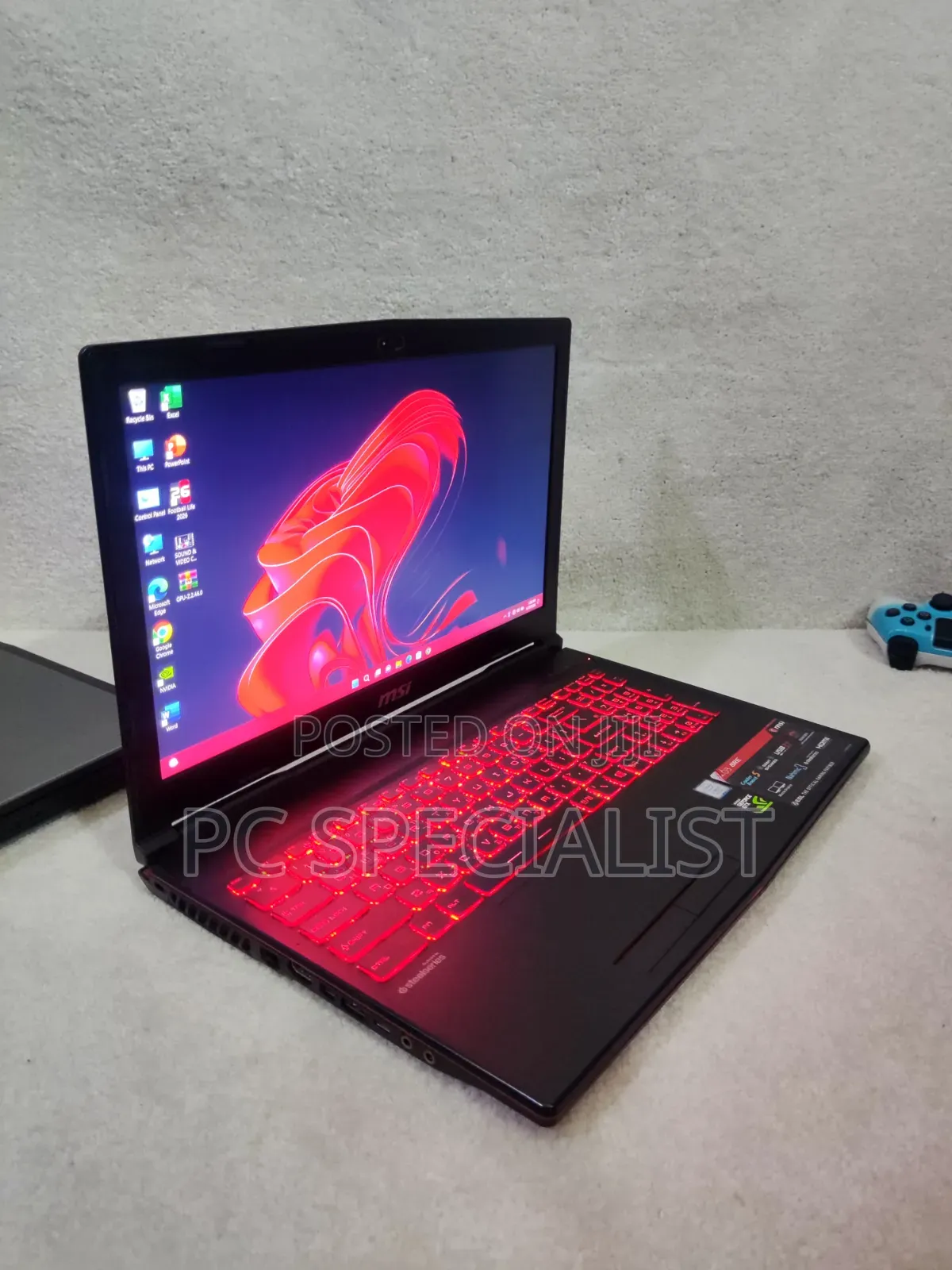 Laptop MSI GL63 8RD 16GB Intel Core i7 SSHD+SSD 1T