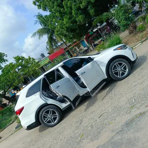 Hyundai Santa Fe 2017 White
