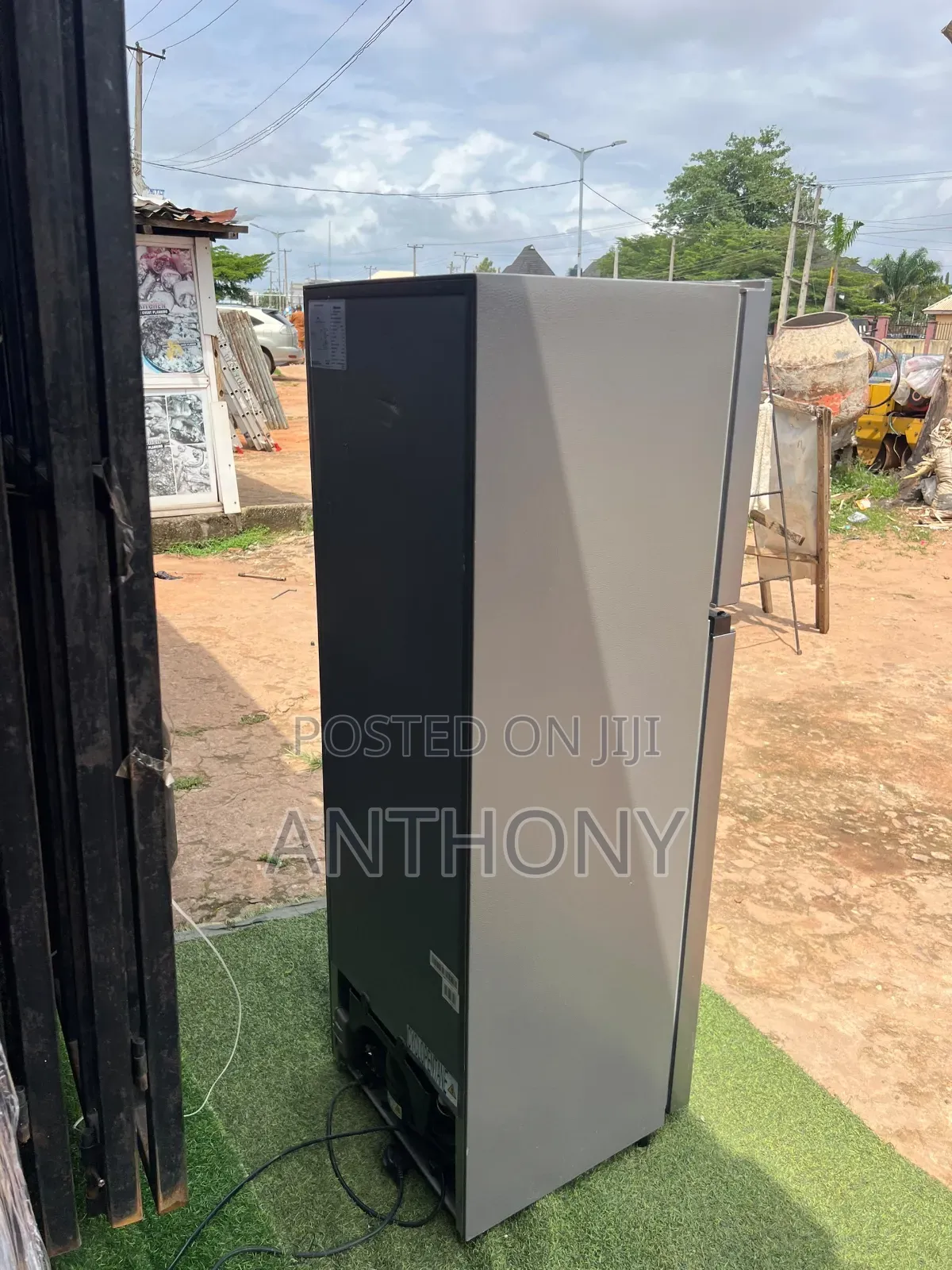 154l Hisense Fridge