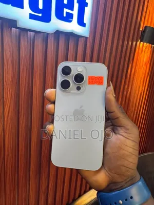Apple iPhone 15 Pro Max 256 GB Silver