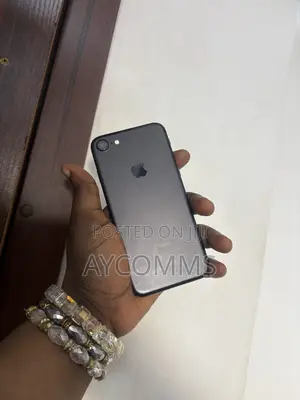 Apple iPhone 7 32 GB Black