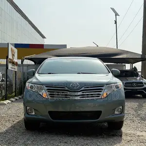 Toyota Venza AWD 2011 Green