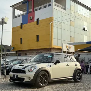 Mini Cooper S 2012 White