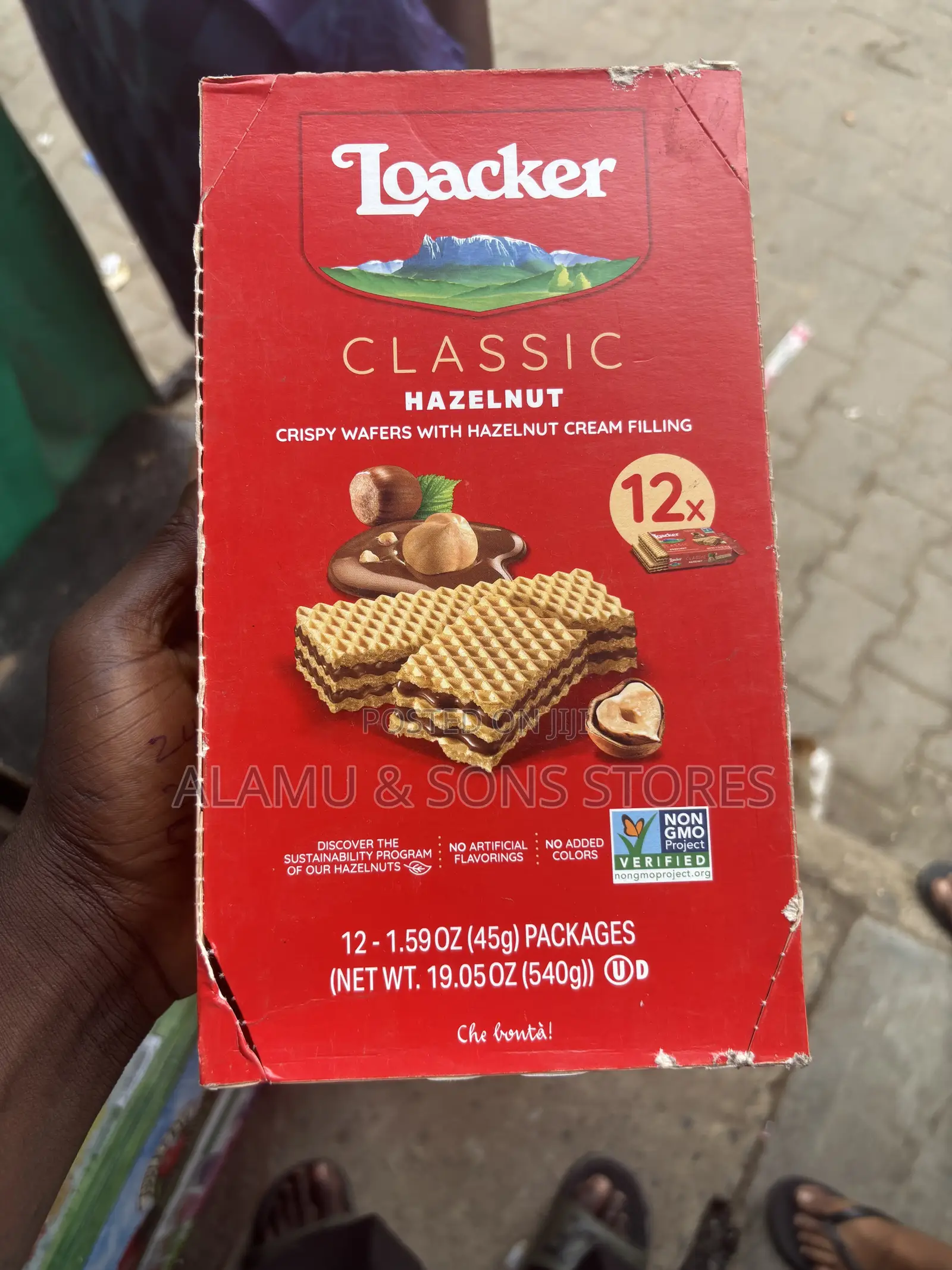 Loacker Classic Hazelnut Wafer Biscuits