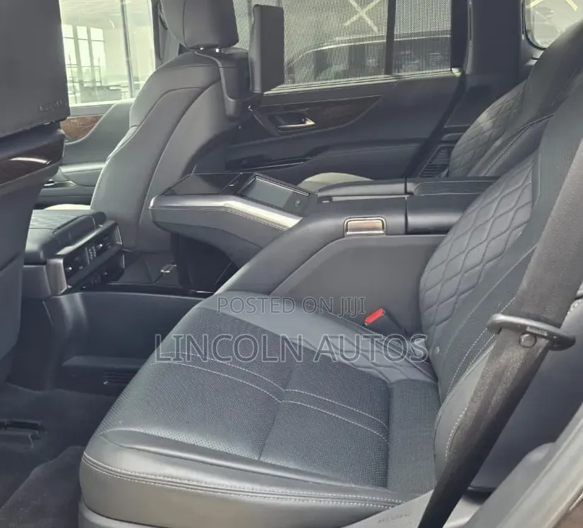 Lexus LX 600 2023 Matt Black