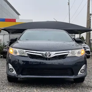 Toyota Camry LE 4dr Sedan (2.5L 4cyl 6A) 2013 Black