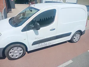 Peugeot Boxer 2010 White