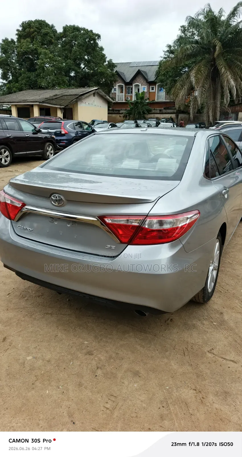 Toyota Camry 2016