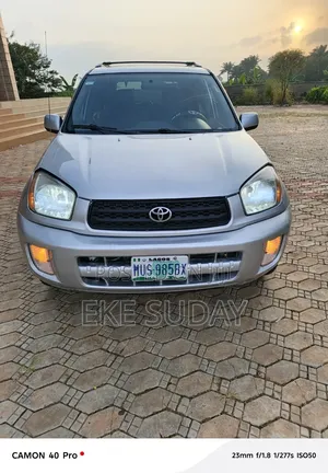 Toyota RAV4 Automatic 2003 Silver