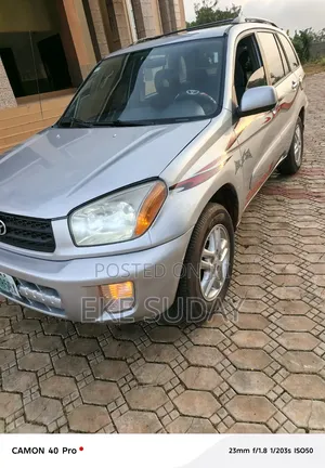 Toyota RAV4 Automatic 2003 Silver