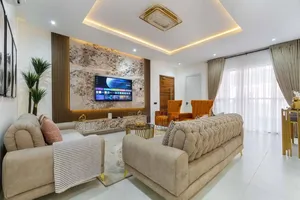 Luxury 3bedroom Apartment With Swimming Pool Bathtub and Gym