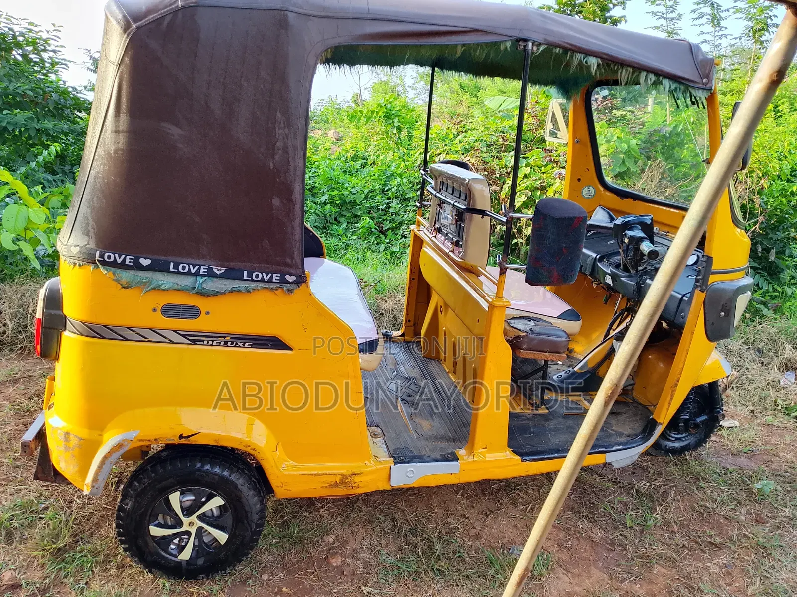 TVS King Cargo 2024 Yellow