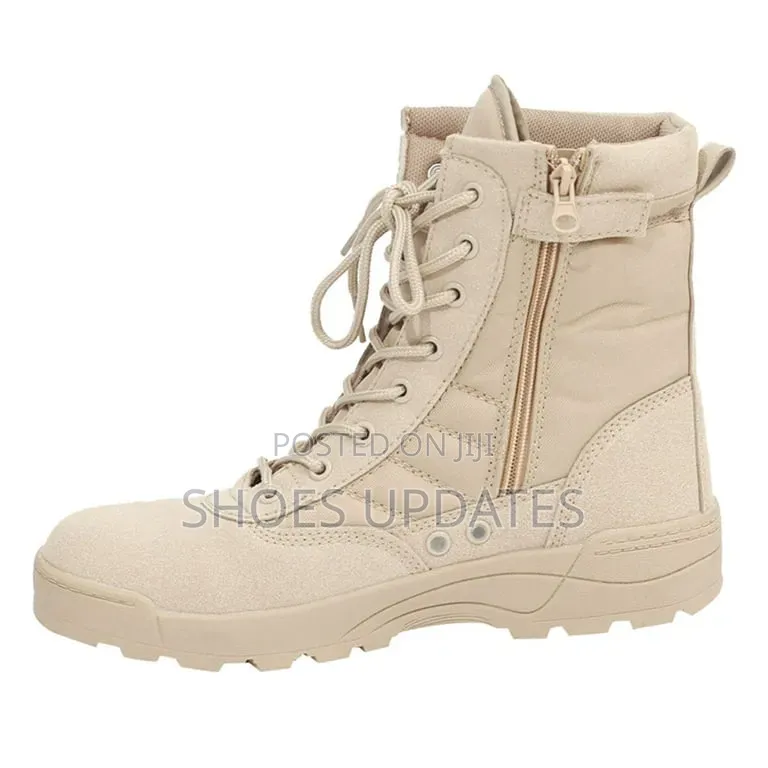 Men's Desert Boots. Khaki