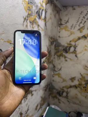Apple iPhone 11 64 GB Purple
