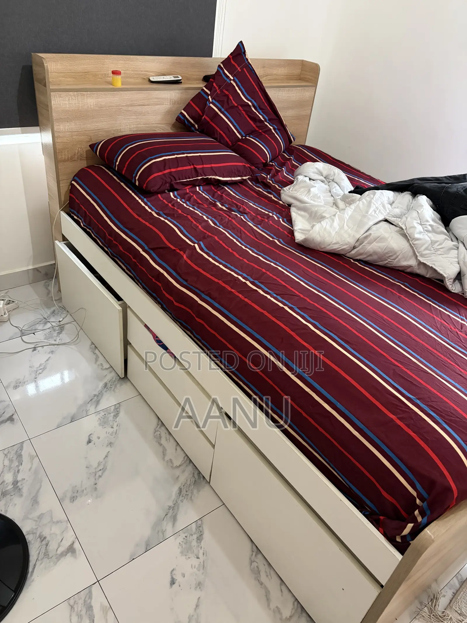 4 X 6 Bedframe
