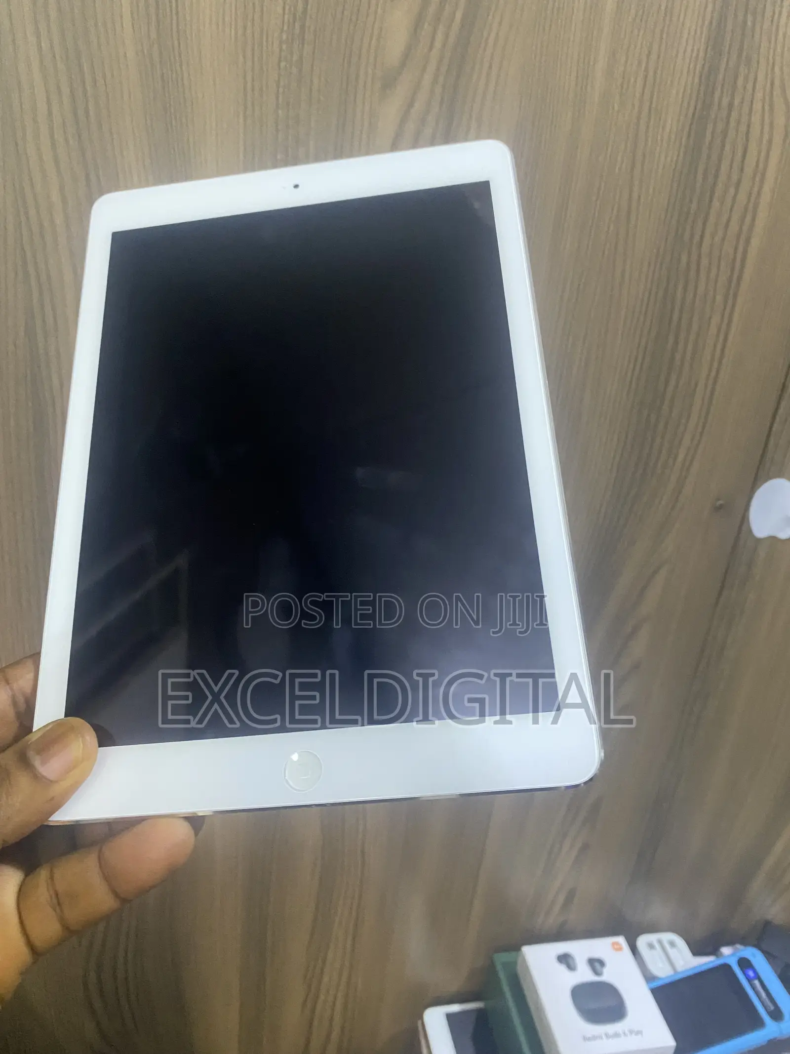 Apple iPad Air 64 GB